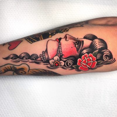 Traditional Woman Lag Tattoos